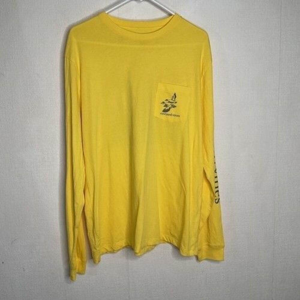 Vineyard Vines Yellow Duck Graphic Logo Pocket Long Sleeve T-Shirt Men Size M